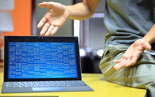 中国澳门 mongo排序sort,php如何按顺序排列数组？